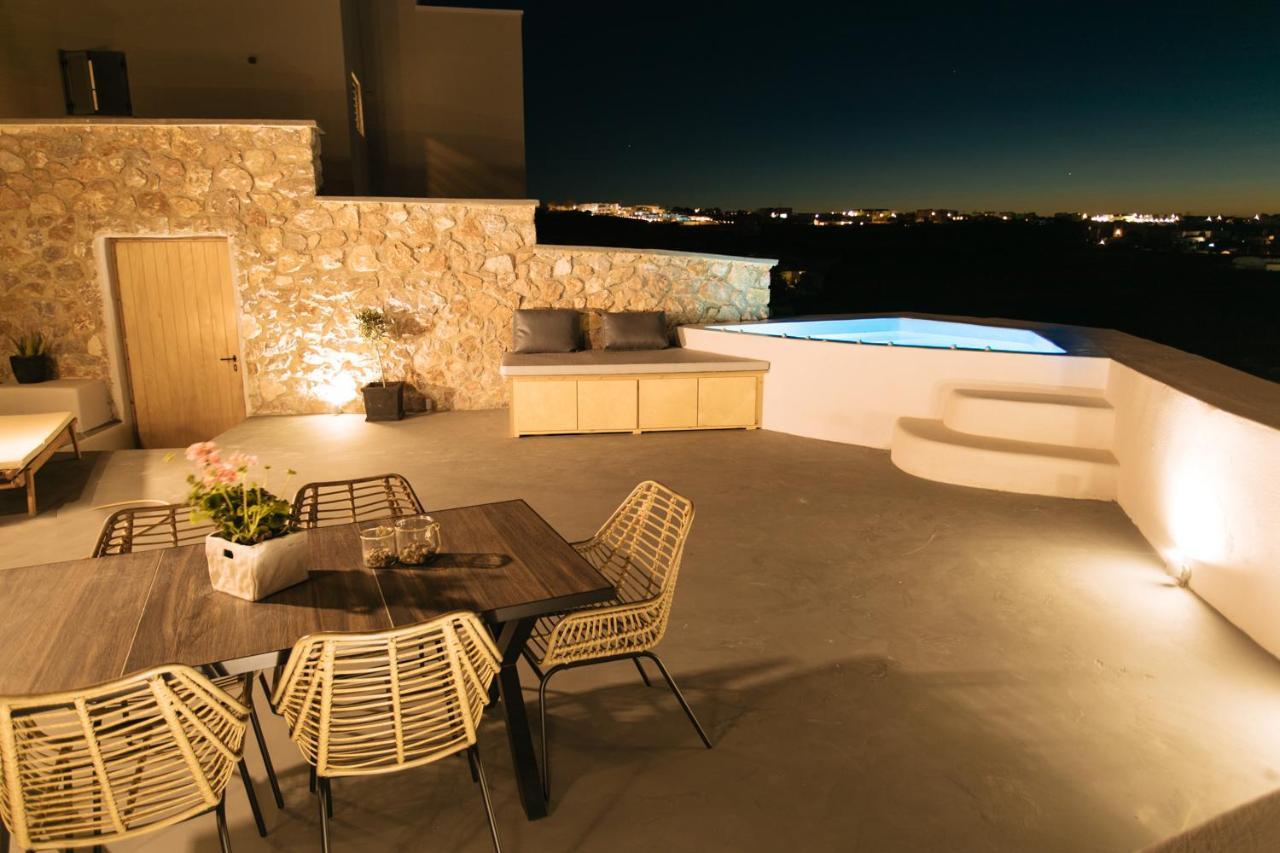 Amer Villa Santorini With Outdoor Hot Tub Vothon Exterior photo